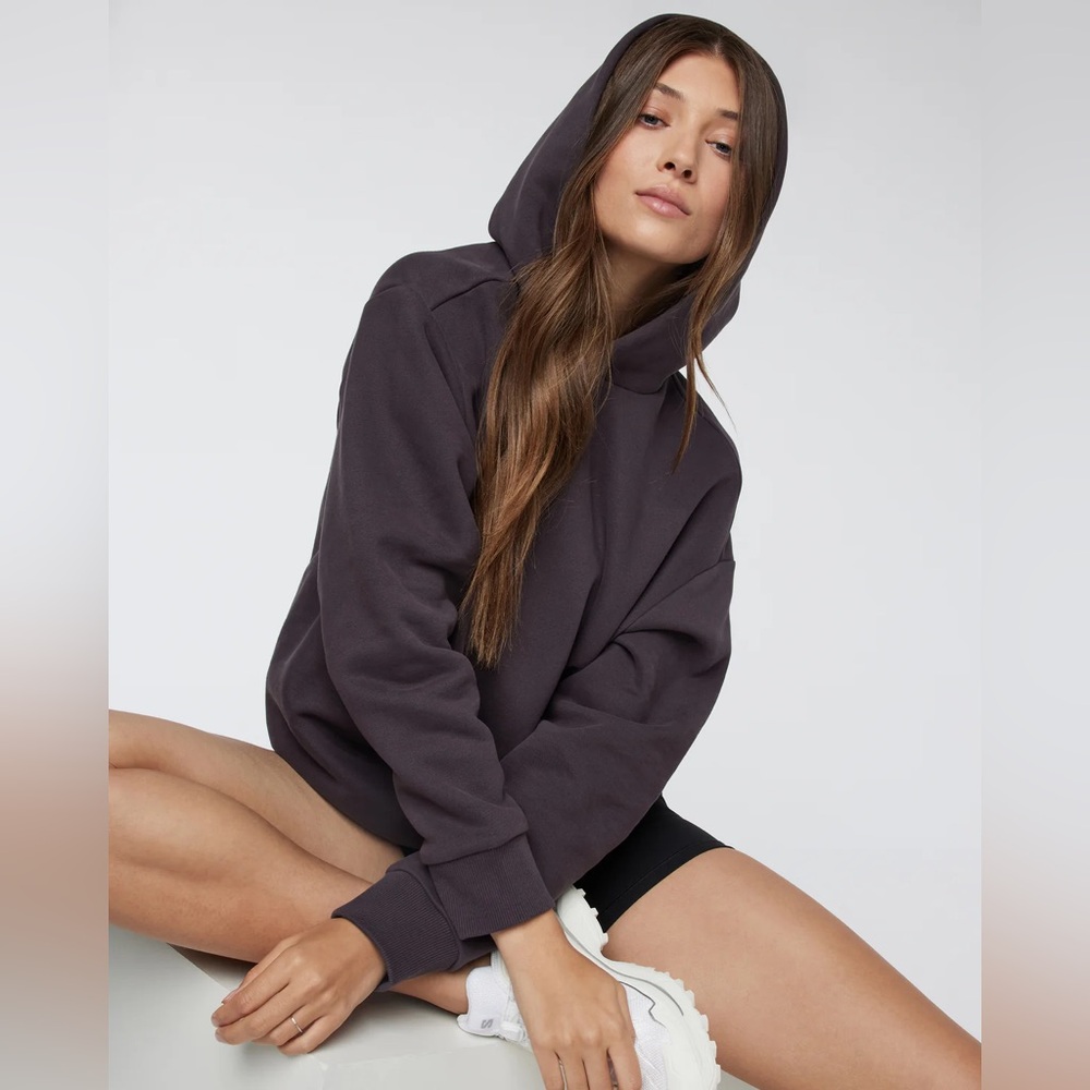 NWT Vuori Restore Oversized hoodie